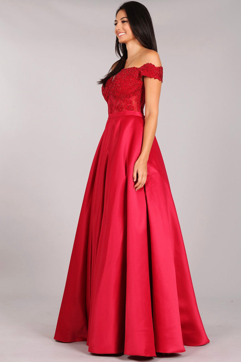 Elizabeth Gown